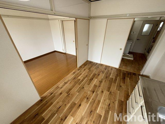 鶴山台59号棟の内装