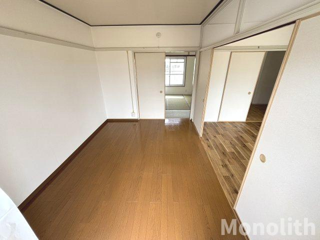 鶴山台59号棟の内装