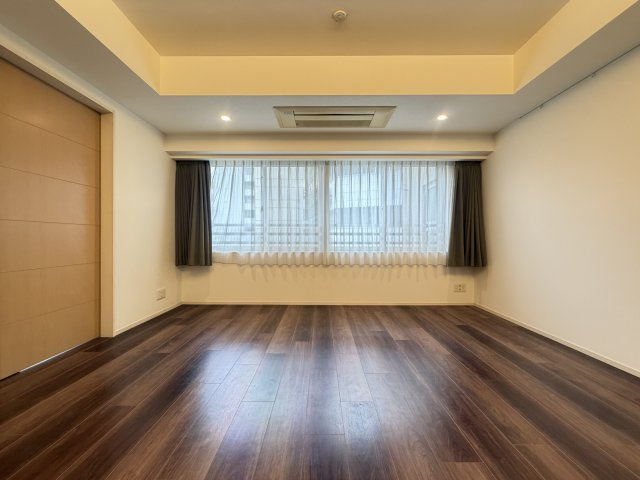 ヴェーゼント芝の杜ヒルトップの居間・リビング