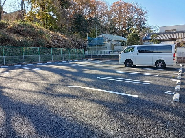 プレミアコート　上高津の駐車場|駐車場