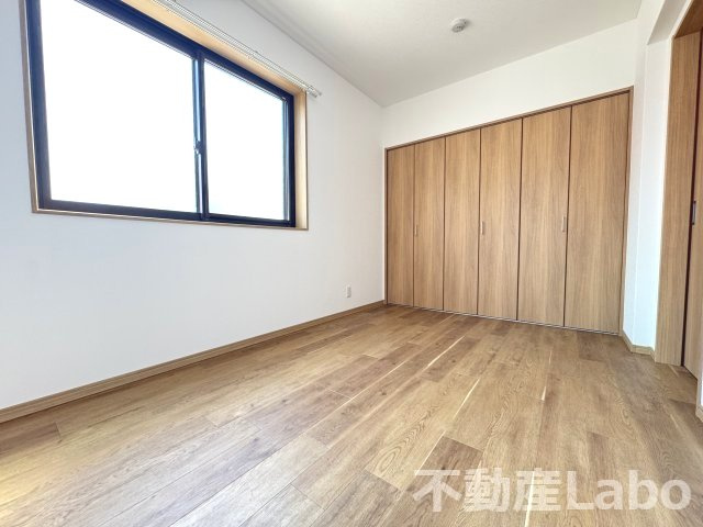 徳島市八万町下福万の賃貸マンションの洋室