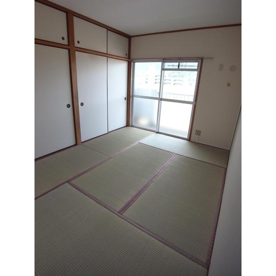 ライトハウスの和室