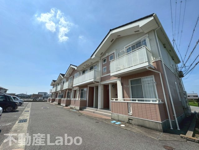 ネムス Cの駐車場