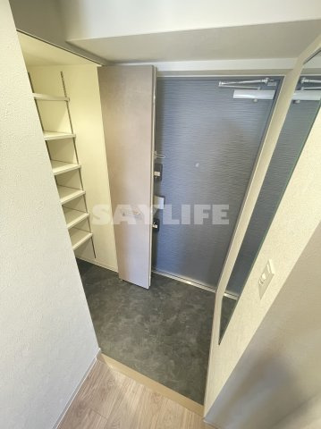 プレサンス長田レジェールの玄関