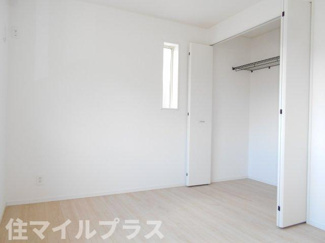 【洋室】 | 二本松市郭内2丁目新築一戸建て6棟 | 個人の部屋や寝室として使える洋室です