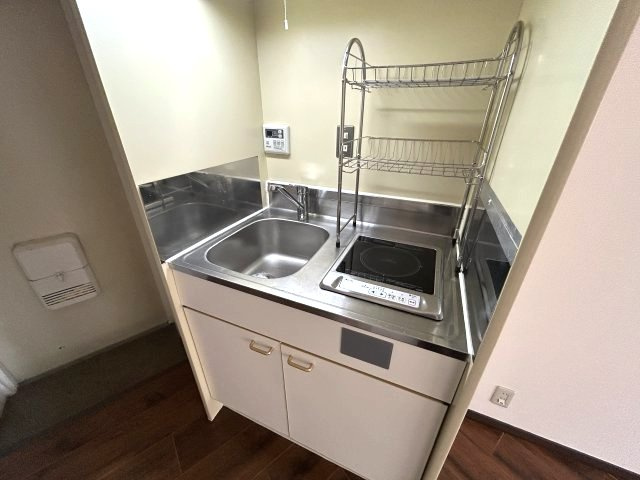 クリフサイド西岡本のキッチン