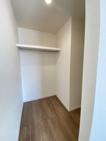 【収納】 | 福岡市東区舞松原5丁目　2号棟（全2棟）【仲介手数料無料・0円】 | 施工例。施工例は完成時と異なる場合があります。