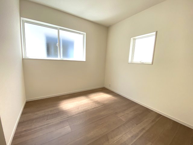 【子供部屋】 | 福岡市東区舞松原5丁目　2号棟（全2棟）【仲介手数料無料・0円】 | 施工例。施工例は完成時と異なる場合があります。
