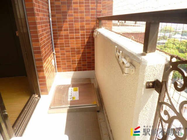 ロマネスク通町のバルコニー