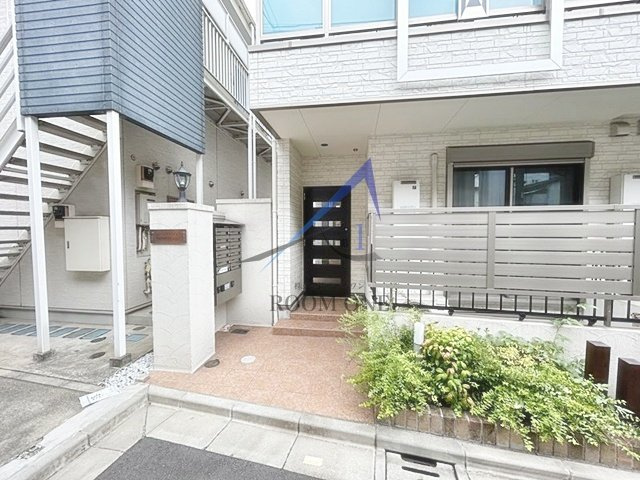 デュオメゾン大森北ＥＡＳＴのエントランス|エントランスです。