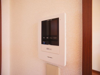 【セキュリティ】 | ヴィラクレールD | 訪問者の確認ができるTVドアホン付きです♪