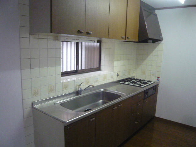 清水町戸建のキッチン