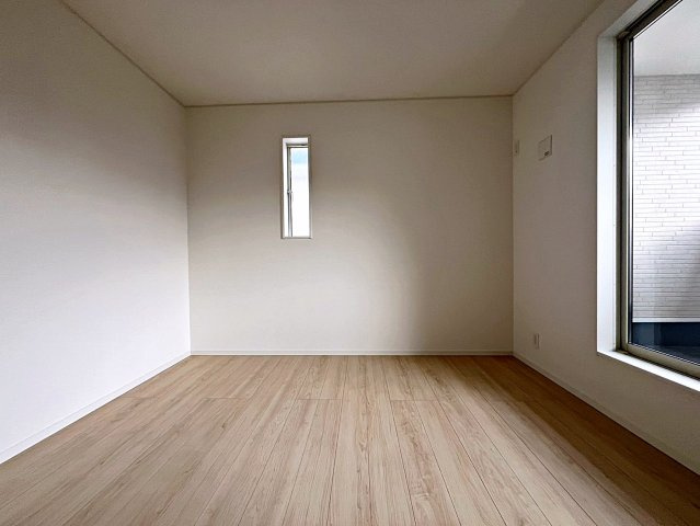 新築戸建・新築建売　二本松市郭内第5　二本松北小・二本松第一中の洋室|7帖の洋室はゆとりがありご夫婦の主寝室におすすめです！