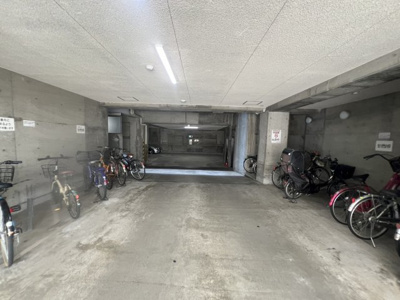 【駐車場】 | 梅田ベイス・ワン