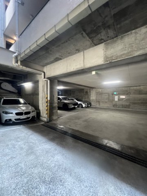 【駐車場】 | 梅田ベイス・ワン