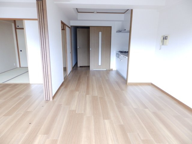 摩耶コート壱番館の居間・リビング