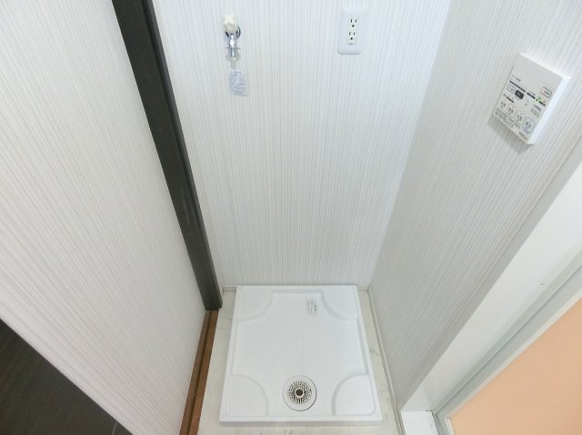 エクセラン朝妻の設備|※現況優先です
室内に洗濯機置き場もあります