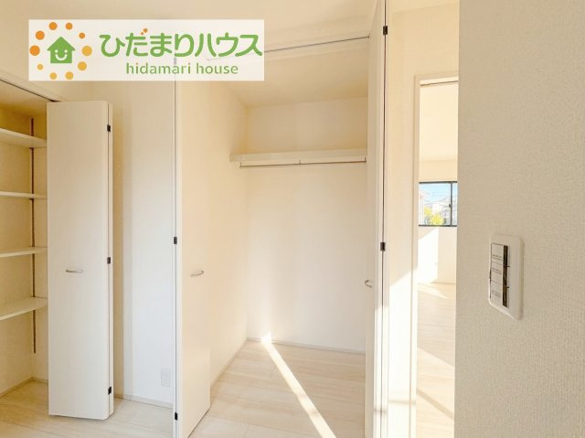 【収納】 | かすみがうら市下稲吉2期　新築戸建　5号棟 | 家族みんなで共同で使える便利な廊下収納！