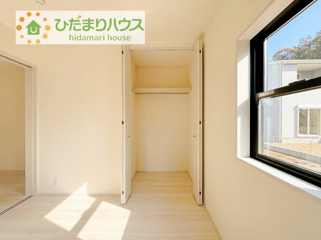【収納】 | かすみがうら市下稲吉2期　新築戸建　5号棟 | 全室にクローゼットが付いていて、お部屋の住空間もスッキリ広々使えそうです(^^)