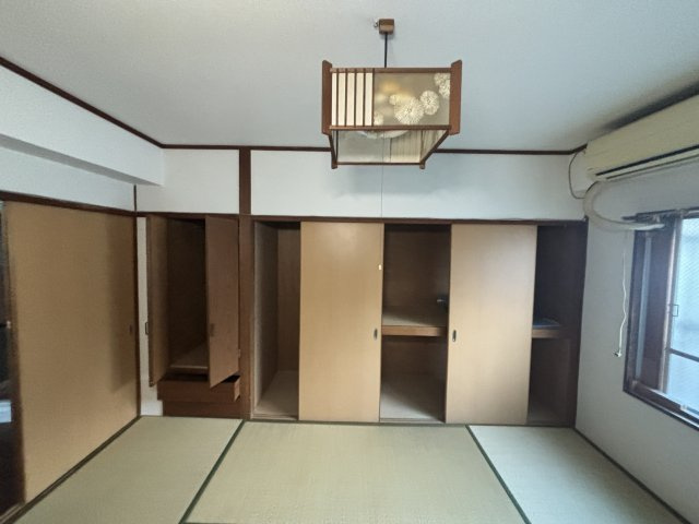 川富マンションの和室