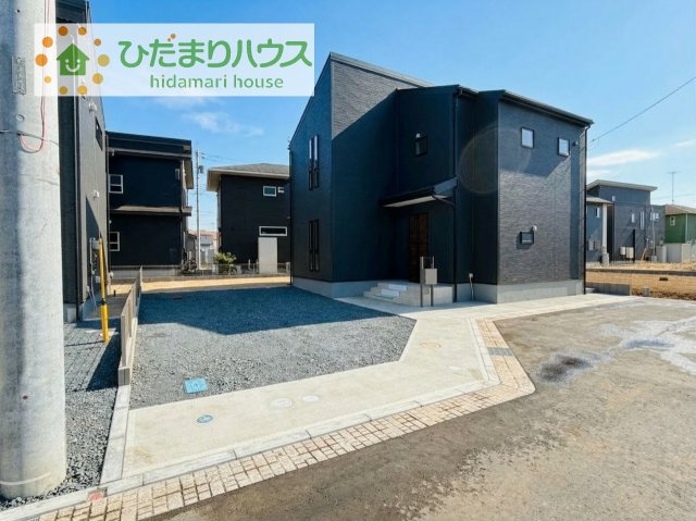 【駐車場】 | かすみがうら市下稲吉2期　新築戸建　6号棟 | マイホームなら駐車場代がかかりません！しかも、自宅の駐車場で洗車ができます！今までコイン洗車に行っていた手間も省けて、節約にもつながります(^^♪