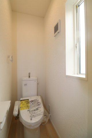 宮ノ陣５丁目新築戸建のトイレ