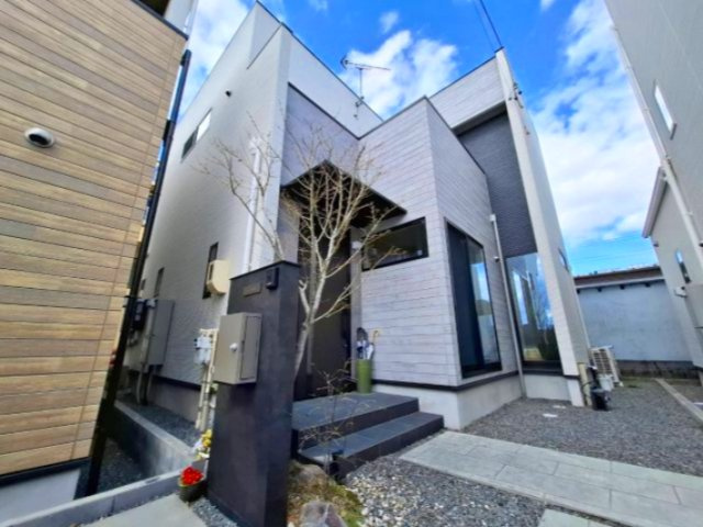 売中古戸建　静岡市葵区千代田７丁目の外観|スタイリッシュでモダンな外観