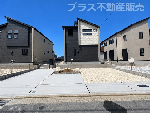 【外観】 | 福岡市東区美和台5丁目2期　2号棟（全3棟）【仲介手数料無料・0円】 | 完成イメージの外観パースです。