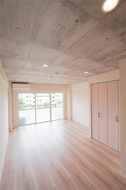 松栄マンション１号棟