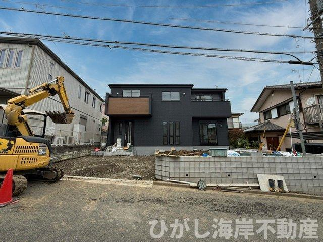 茅ヶ崎市堤　新築戸建の外観|5月23日撮影　建築中　現地外観