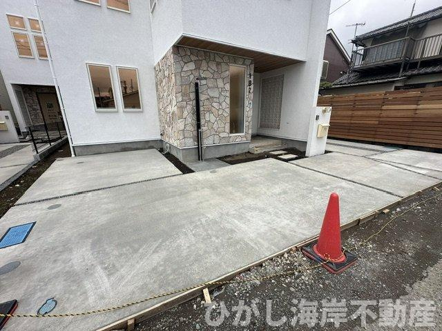 藤沢市本鵠沼４丁目　新築戸建　全3棟の駐車場|駐車スペース