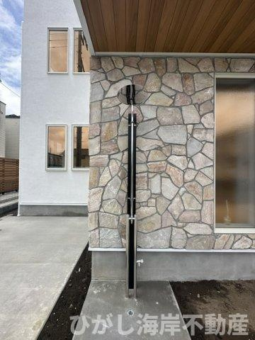 藤沢市本鵠沼４丁目　新築戸建　全3棟の庭|外用シャワー