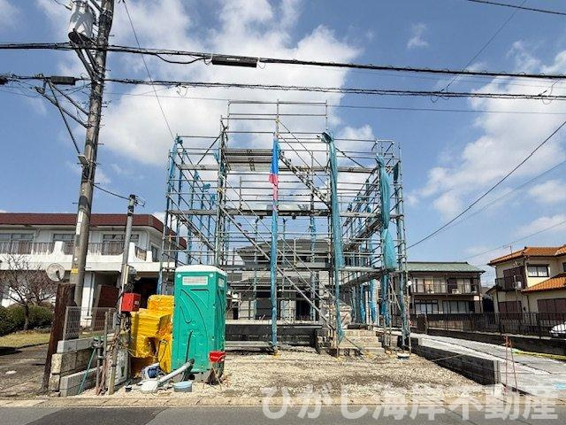 平塚市東真土３丁目　新築戸建の外観|3月28日撮影　建築中　現地外観