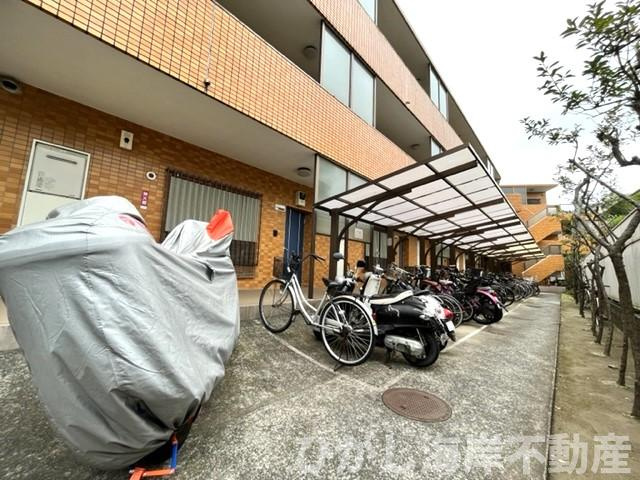 クリーンキャッスル茅ヶ崎の駐車場|駐輪場