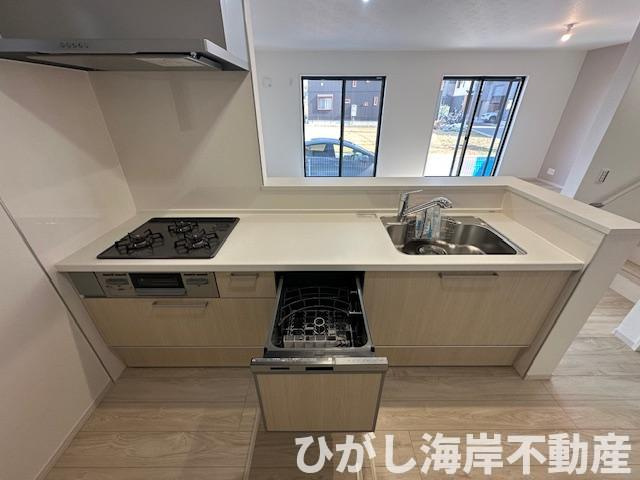 茅ヶ崎市今宿　新築戸建　全2棟のキッチン|食洗機付きシステムキッチン