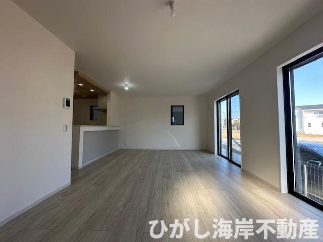 茅ヶ崎市今宿　新築戸建　全2棟の居間・リビング|20.2帖　LDK
