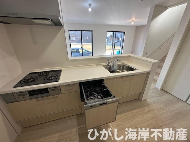 茅ヶ崎市今宿　新築戸建　全2棟のキッチン|食洗機付きシステムキッチン