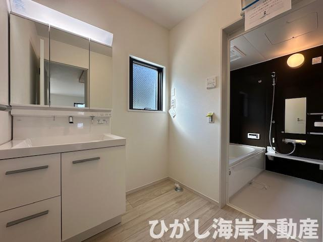 茅ヶ崎市今宿　新築戸建　全2棟の脱衣所|脱衣スペース