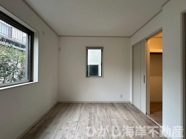 藤沢市辻堂東海岸2丁目　中古戸建の子供部屋|新規リフォーム完了！　5.3帖　洋室