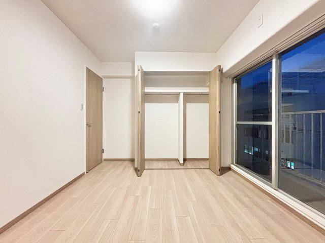 パレス大開通の洋室|ゆったりした洋室です