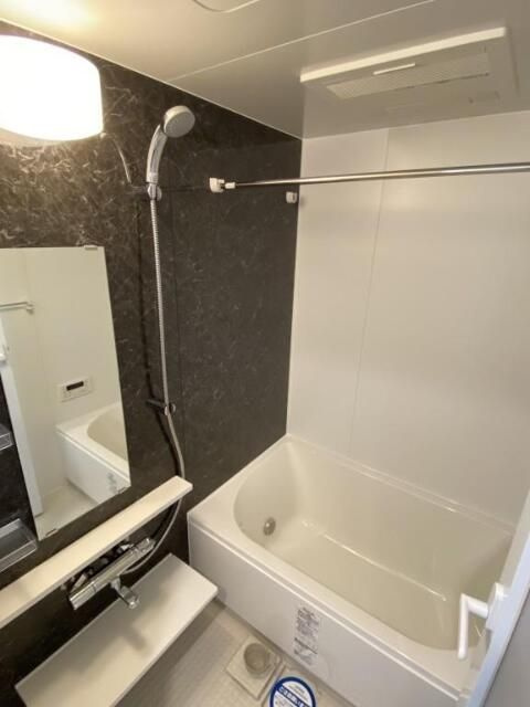 ソラーナ・エムの浴室