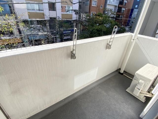 ソラーナ・エムのバルコニー