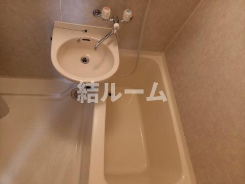 板橋区氷川町の賃貸マンションの浴室