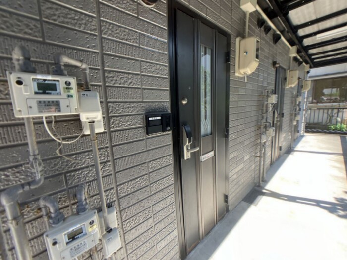サンステージ東通103のロビー