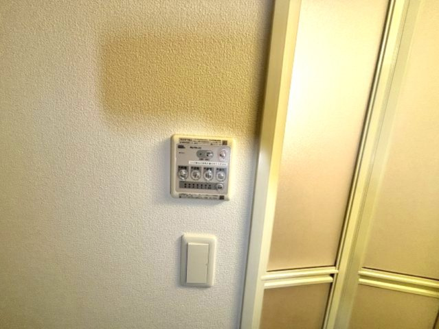 レジディア神戸三宮プレイス（旧コスモリード神戸三宮）の玄関