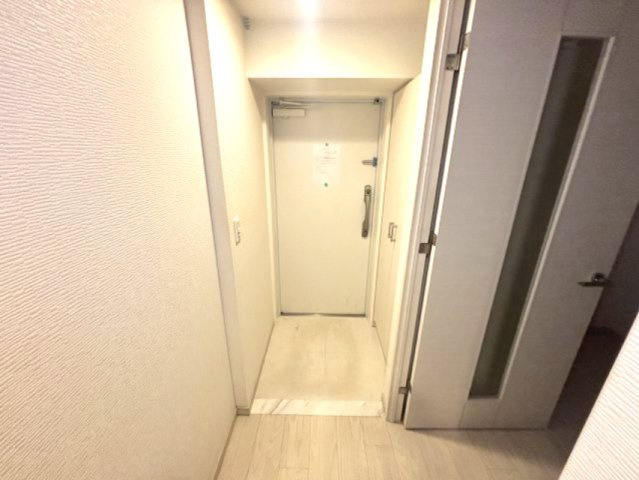 レジディア神戸三宮プレイス（旧コスモリード神戸三宮）の玄関