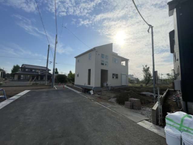 新築戸建・新築建売　大泉町第14寄木戸　西小学校・西中学校の前面道路含む現地写真