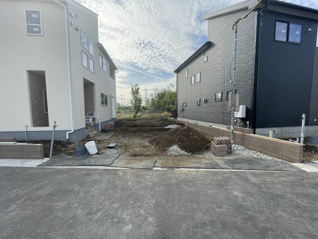 新築戸建・新築建売　大泉町第14寄木戸　西小学校・西中学校の駐車場