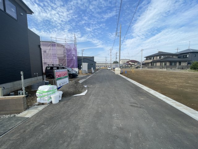 新築戸建・新築建売　大泉町第14寄木戸　西小学校・西中学校の前面道路含む現地写真