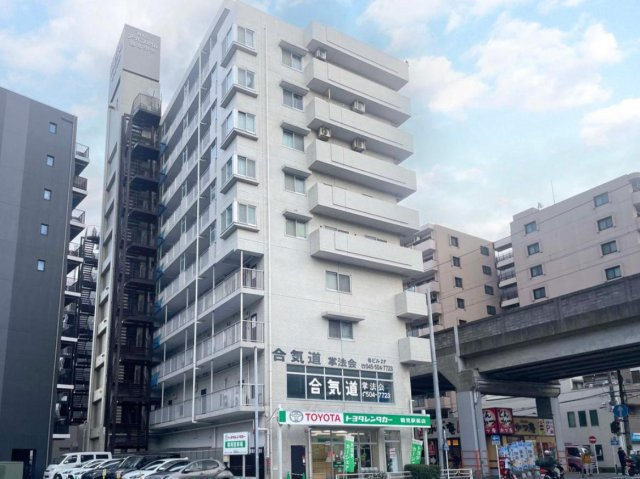 NICアーバンハイム鶴見中央の外観